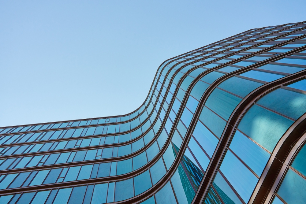 Construction Contract Expertise for Commercial and Residential Projects