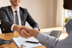 hand shake for commercial lease deal